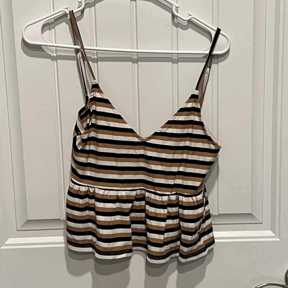 Crop tank top size M